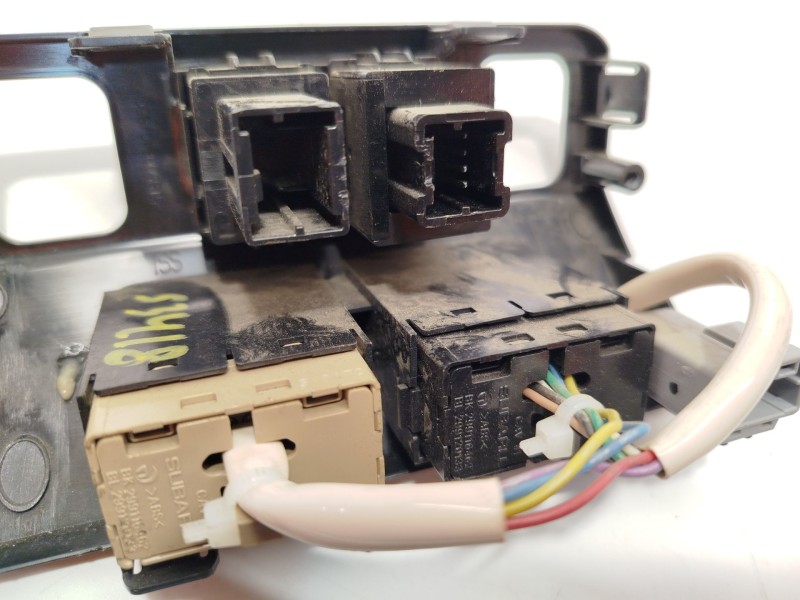 Recambio de mando multifuncion para subaru forester sport referencia OEM IAM 83472FJ070VH  