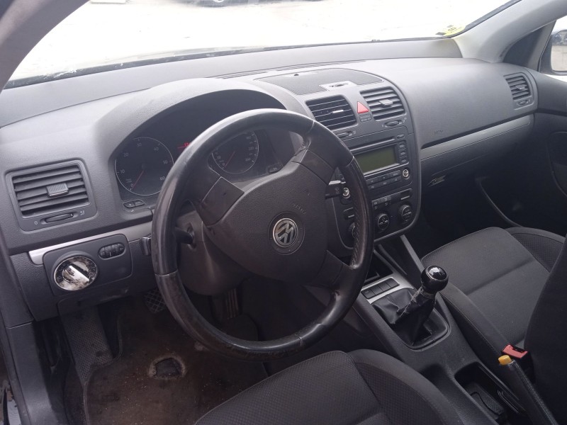 volkswagen golf v (1k1) del año 2004