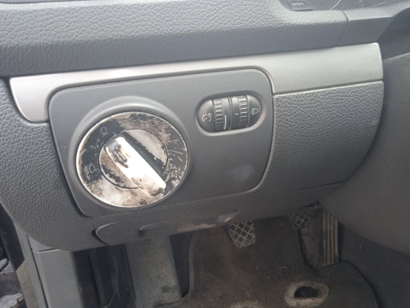 volkswagen golf v (1k1) del año 2004