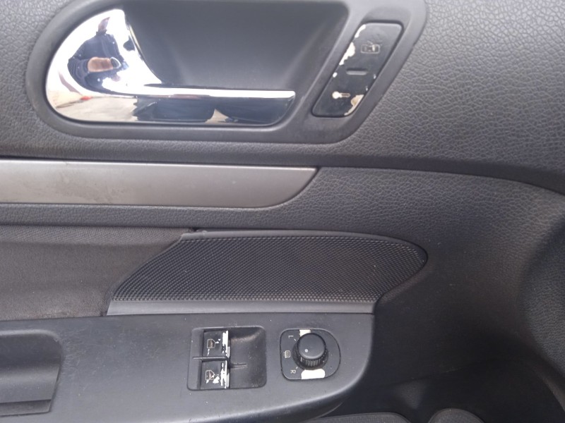 volkswagen golf v (1k1) del año 2004