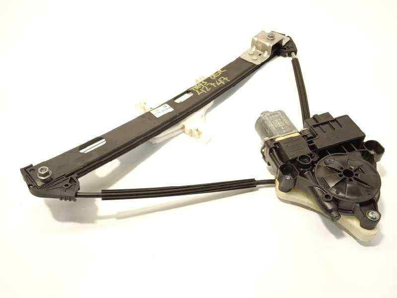 ELEVALUNAS TRASERO DERECHO 6F0839462A 0130822694 5Q0959812D