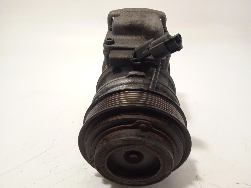 Recambio de compresor aire acondicionado para ssangyong rodius i 2.7 xdi referencia OEM IAM 6652300011  180500390A