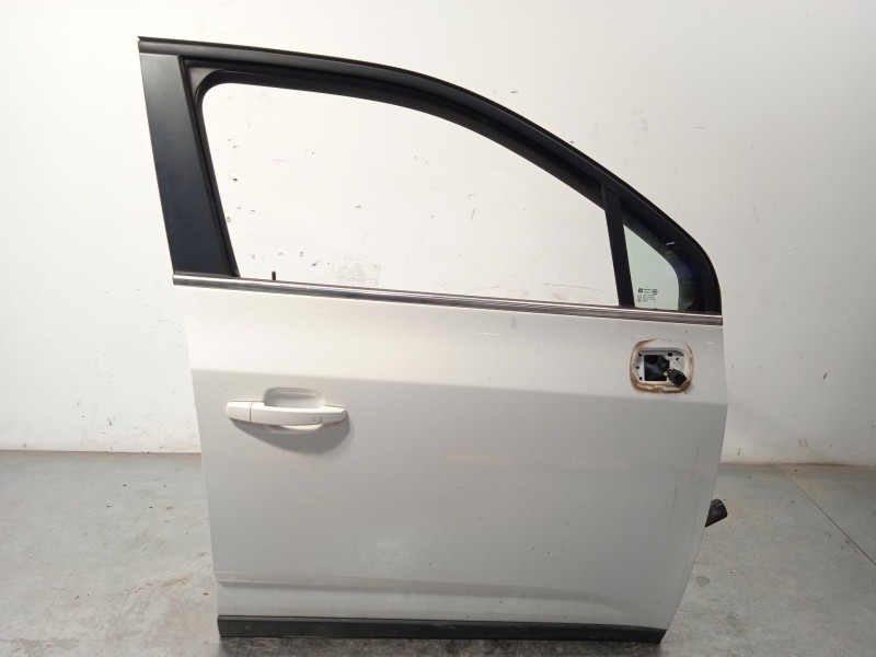 Recambio de puerta delantera derecha para chevrolet orlando (j309) 2.0 d referencia OEM IAM 95242605  