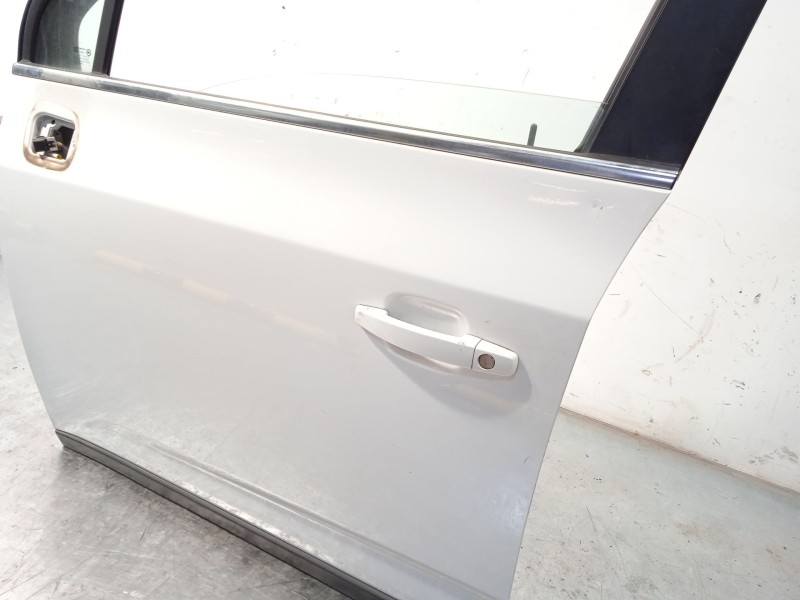 Recambio de puerta delantera izquierda para chevrolet orlando (j309) 2.0 d referencia OEM IAM 95242604  