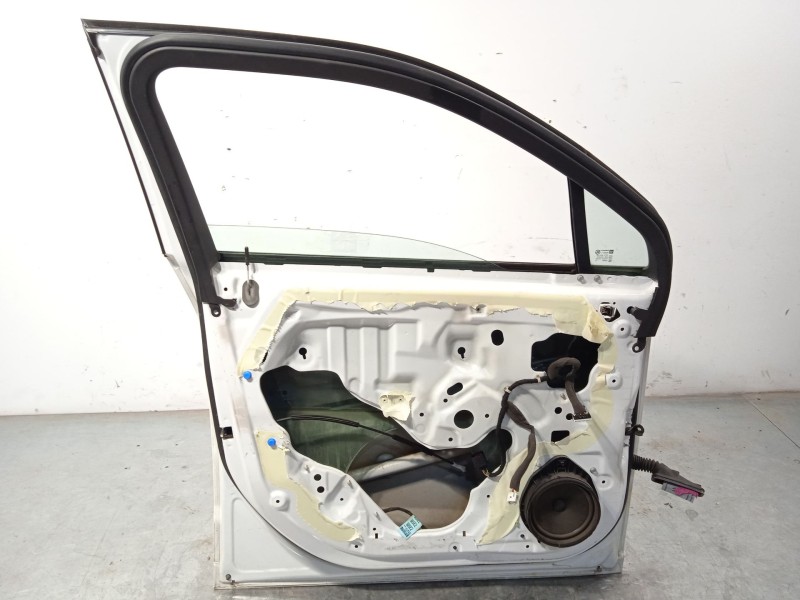 Recambio de puerta delantera izquierda para chevrolet orlando (j309) 2.0 d referencia OEM IAM 95242604  