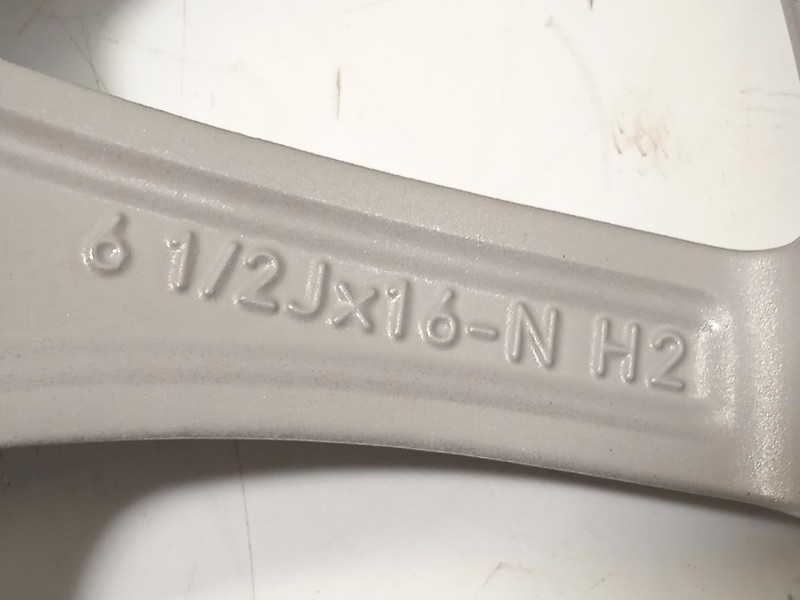 Recambio de llanta para bmw serie 3 touring (g21) 320d referencia OEM IAM 6876921 36116876921 