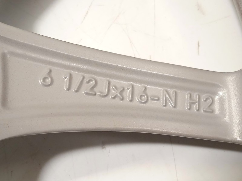 Recambio de llanta para bmw serie 3 touring (g21) 320d referencia OEM IAM 6876921 36116876921 