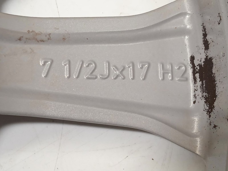 Recambio de llanta para bmw serie 3 berlina (g20) 320i referencia OEM IAM 7915323 36117915323 