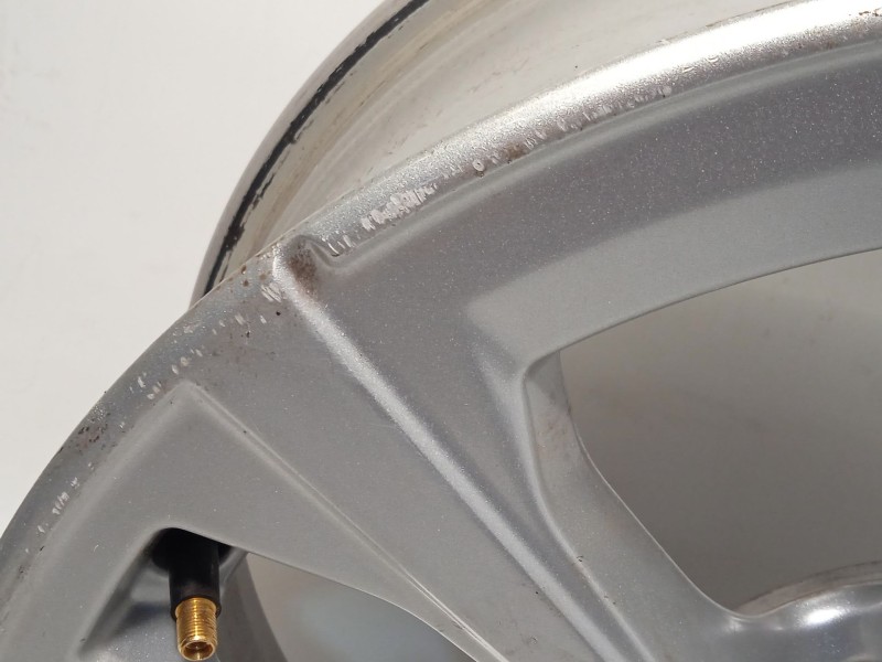 Recambio de llanta para bmw serie 3 berlina (g20) 320i referencia OEM IAM 7915323 36117915323 