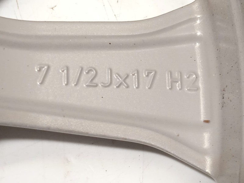 Recambio de llanta para bmw serie 3 berlina (g20) 320i referencia OEM IAM 7915323 36117915323 