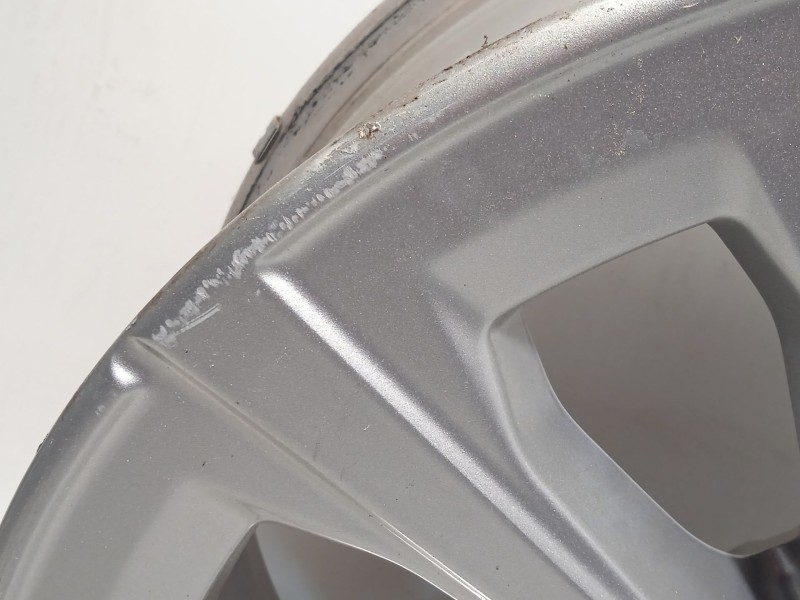 Recambio de llanta para bmw serie 3 berlina (g20) 320i referencia OEM IAM 7915323 36117915323 