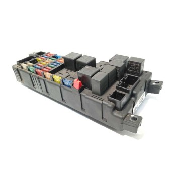 CAJA RELES / FUSIBLES 518829015 8678449