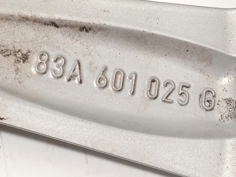 Recambio de llanta para audi q3 (f3b) 1.5 16v tsi act referencia OEM IAM 83A601025G  