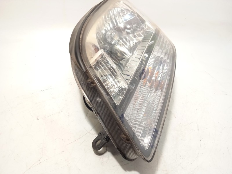 Recambio de faro izquierdo para chevrolet orlando (j309) 2.0 d referencia OEM IAM 95025585  