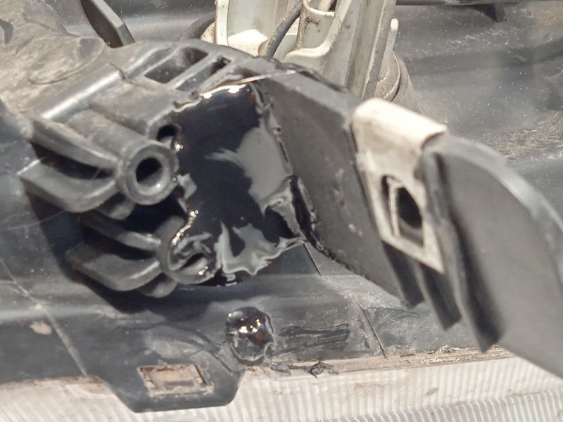 Recambio de faro izquierdo para chevrolet orlando (j309) 2.0 d referencia OEM IAM 95025585  