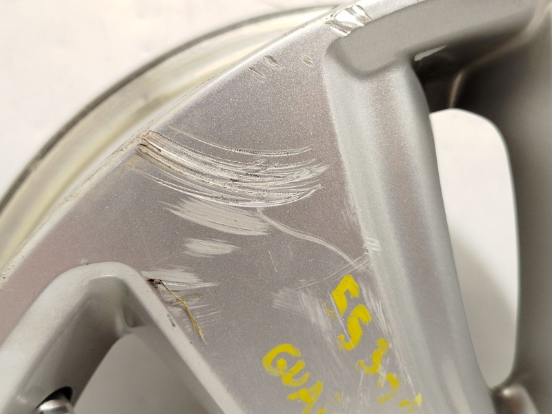 Recambio de llanta para suzuki swift v (az) 1.0 (a2l310) referencia OEM IAM 52R5660 4321052R5027N 