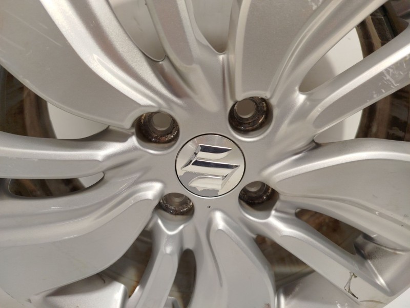 Recambio de llanta para suzuki swift v (az) 1.0 (a2l310) referencia OEM IAM 52R5660 4321052R5027N 
