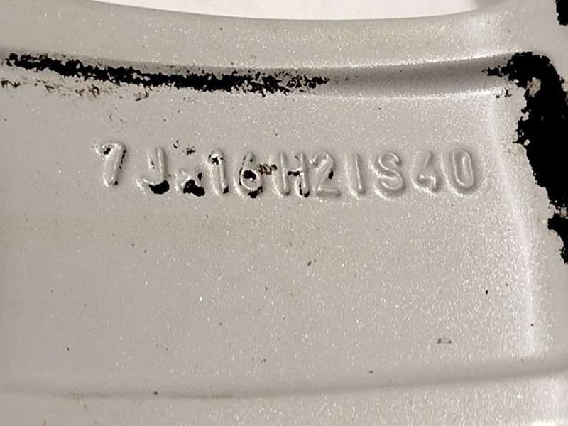 Recambio de llanta para bmw 1 (f20) 116 d referencia OEM IAM 6866302 36116866302 