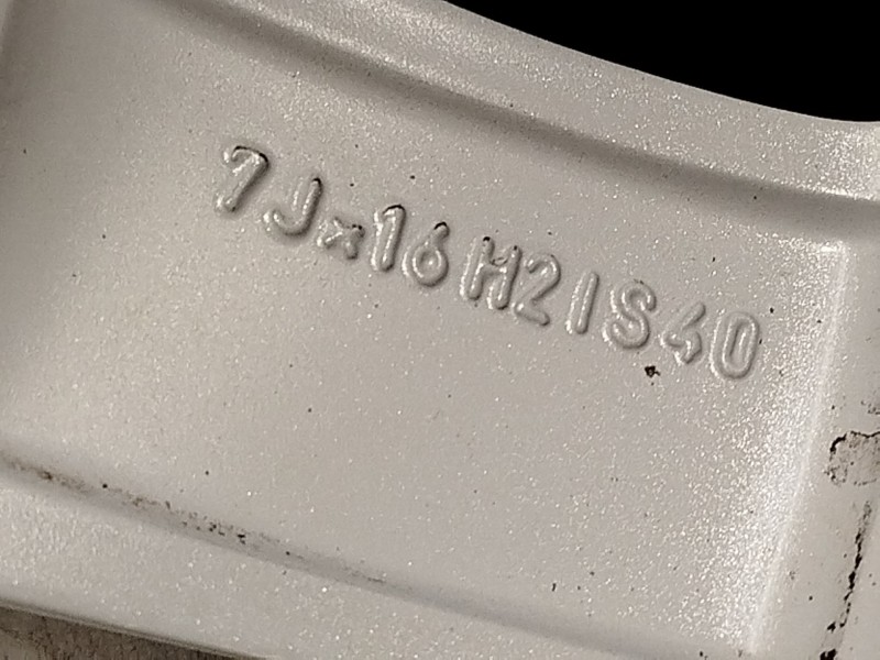 Recambio de llanta para bmw 1 (f20) 116 d referencia OEM IAM 6866302 36116866302 