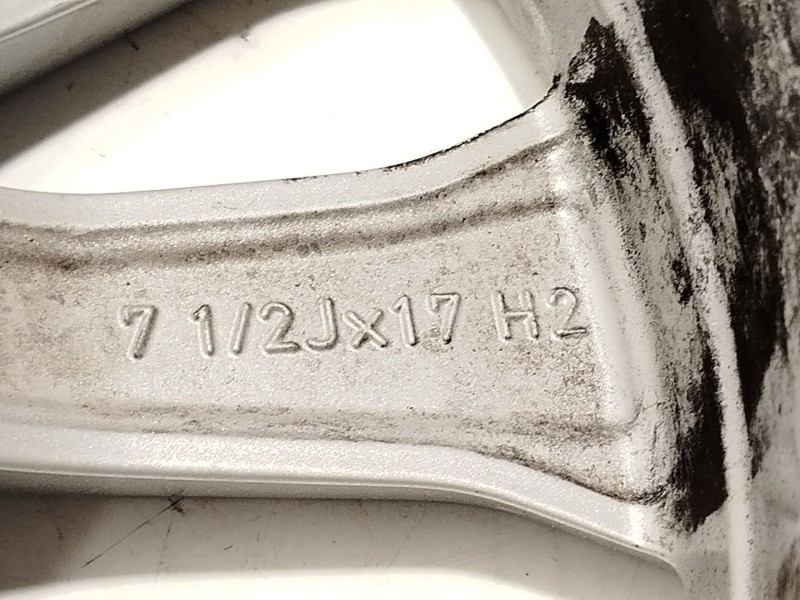 Recambio de llanta para bmw serie 3 berlina (g20) 320i referencia OEM IAM 7915323 36117915323 