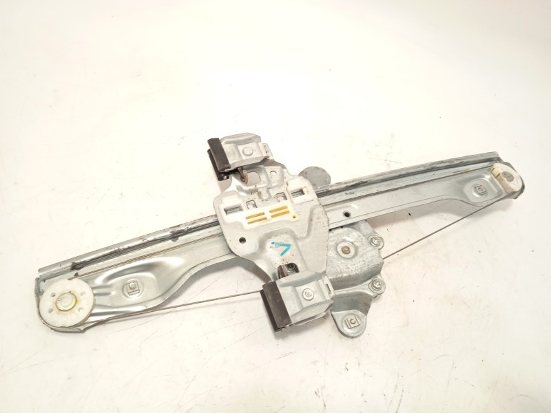 Recambio de elevalunas trasero izquierdo para chevrolet orlando (j309) 2.0 d referencia OEM IAM 98820J3070  