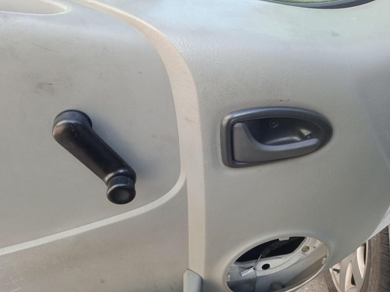 opel vivaro a furgoneta (x83) del año 2005