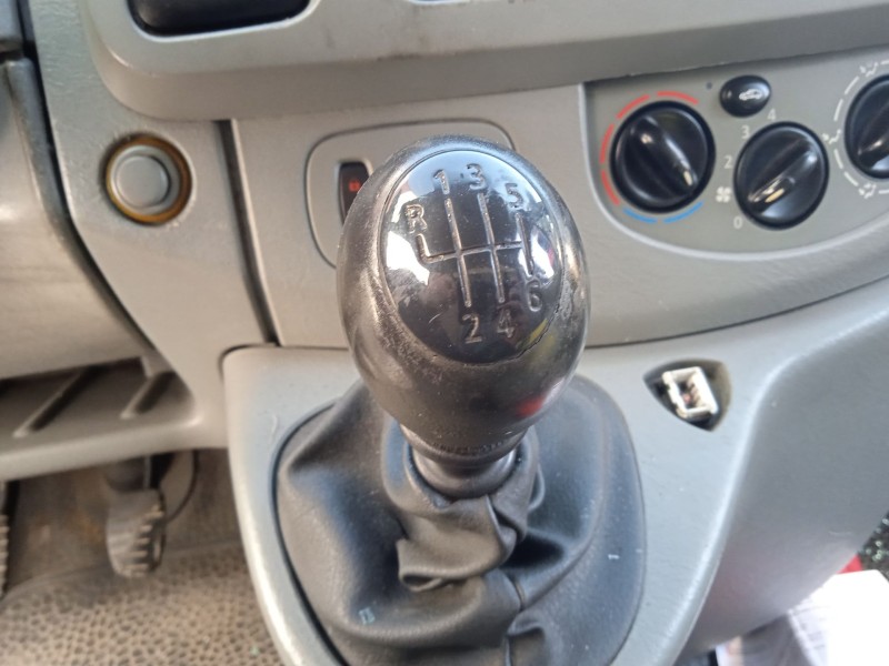 opel vivaro a furgoneta (x83) del año 2005