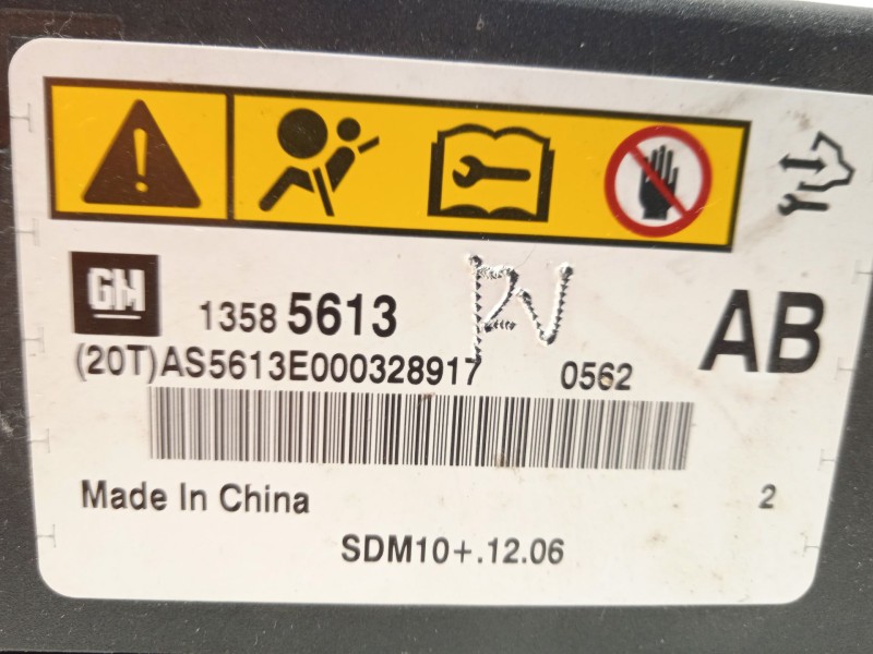 Recambio de centralita airbag para chevrolet orlando (j309) 2.0 d referencia OEM IAM 13585613  