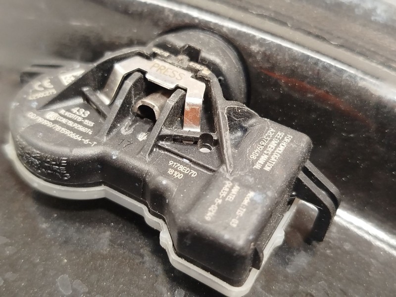 Recambio de llanta para mitsubishi eclipse cross (gk_, gl_) 1.5 t-mivec referencia OEM IAM 4250D789  