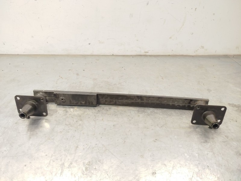 Recambio de refuerzo paragolpes delantero para peugeot 5008 (0u_, 0e_) 1.6 16v referencia OEM IAM 7104LE  