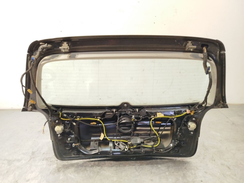 Recambio de porton trasero para volkswagen golf v (1k1) 1.9 tdi referencia OEM IAM 1K6827025H  