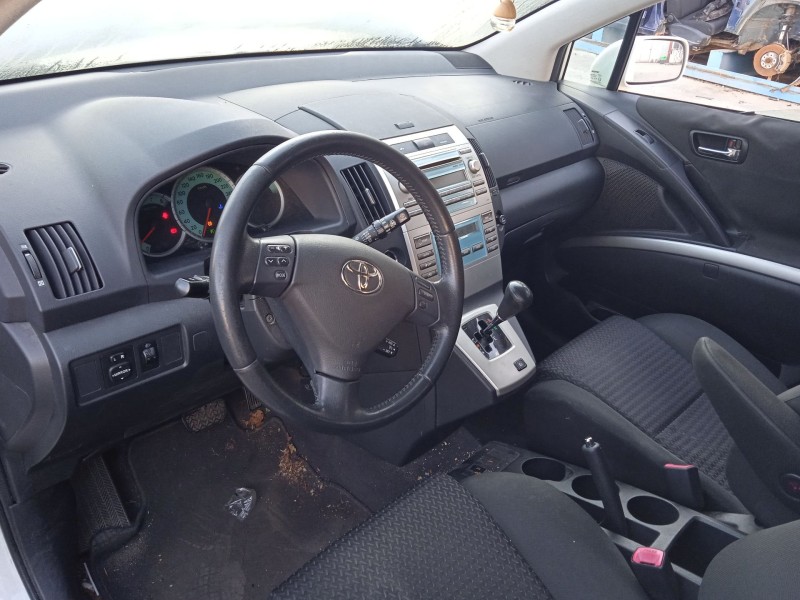 toyota corolla verso (zer_, zze12_, r1_) del año 2008