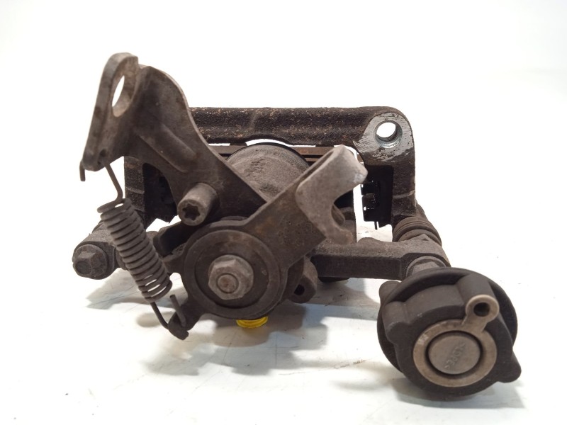 Recambio de pinza freno trasera izquierda para chevrolet orlando (j309) 2.0 d referencia OEM IAM 13300863  