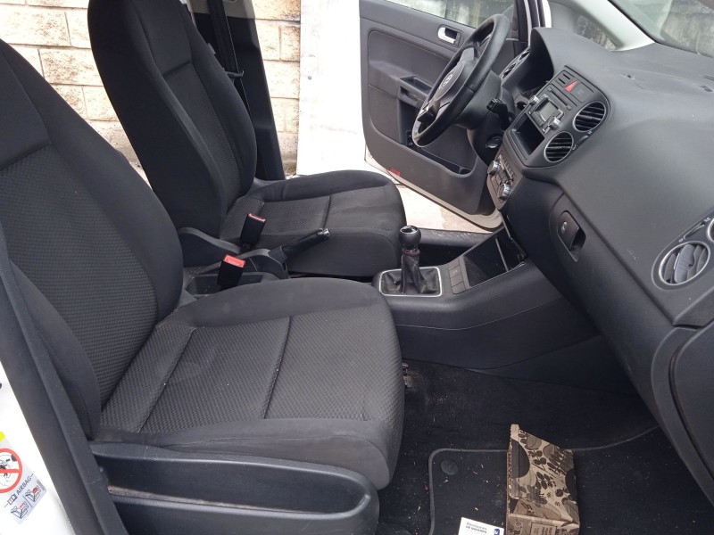 volkswagen golf plus v (5m1, 521) del año 2010