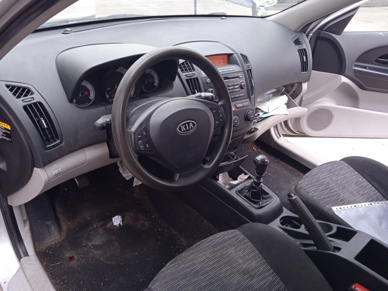kia cee´d hatchback (ed) del año 2007