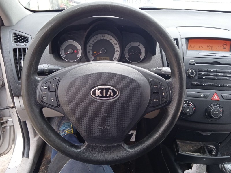 kia cee´d hatchback (ed) del año 2007