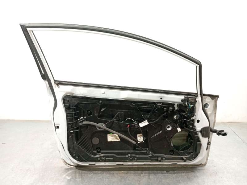 Recambio de puerta delantera izquierda para ford fiesta vi (cb1, ccn) 1.5 tdci referencia OEM IAM 1806118 - Blanco 4