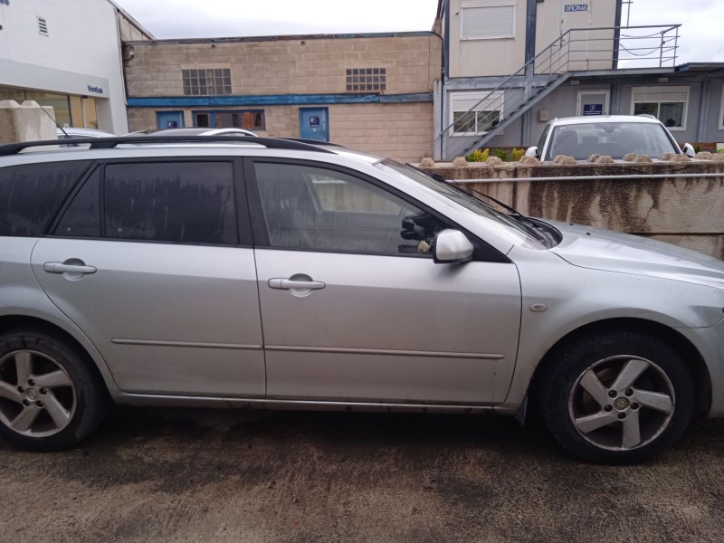 mazda 6 station wagon (gy) del año 2004