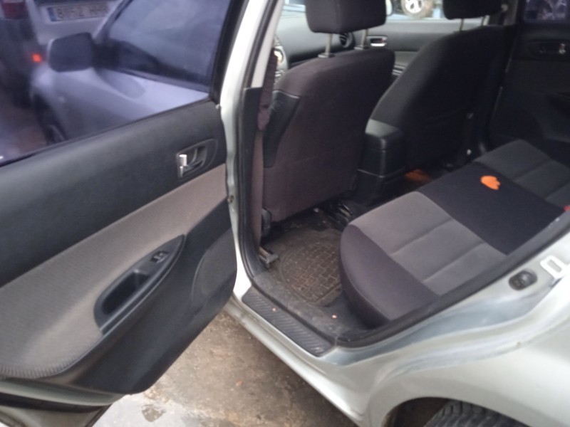 mazda 6 station wagon (gy) del año 2004