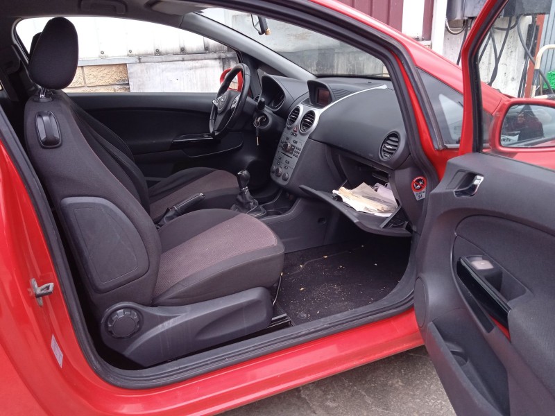 opel corsa d (s07) del año 2008