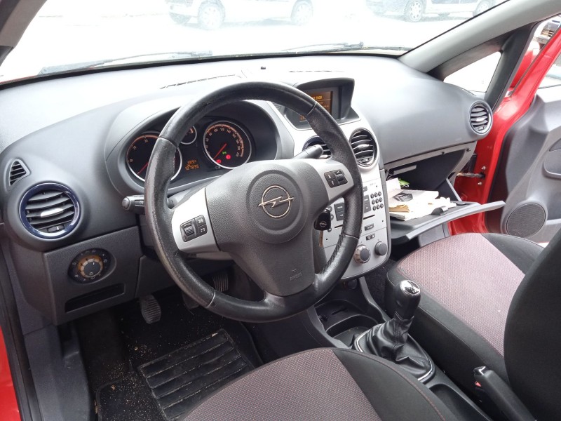 opel corsa d (s07) del año 2008