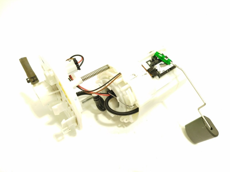 Recambio de bomba combustible para kia stonic (ybcuv) 1.2 cat referencia OEM IAM 31110H8300  1000G56550