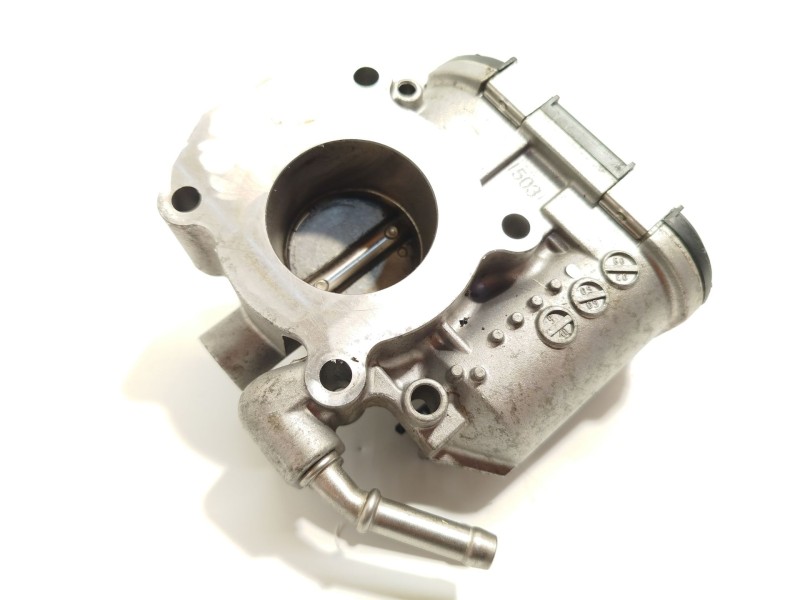 Recambio de caja mariposa para toyota yaris ts referencia OEM IAM 220300Q020  0280750481