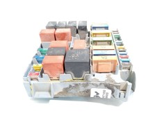 Recambio de caja reles / fusibles para citroën nemo 1.3 hdi fap referencia OEM IAM 51905216   2