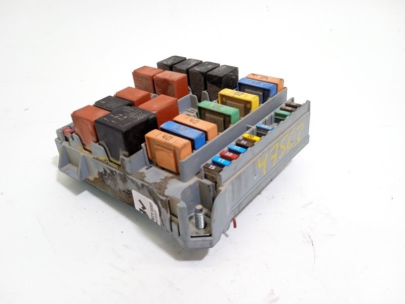 Recambio de caja reles / fusibles para citroën nemo 1.3 hdi fap referencia OEM IAM 51905216  