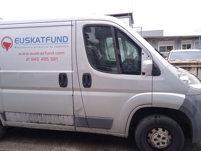 peugeot boxer furgoneta del año 2011