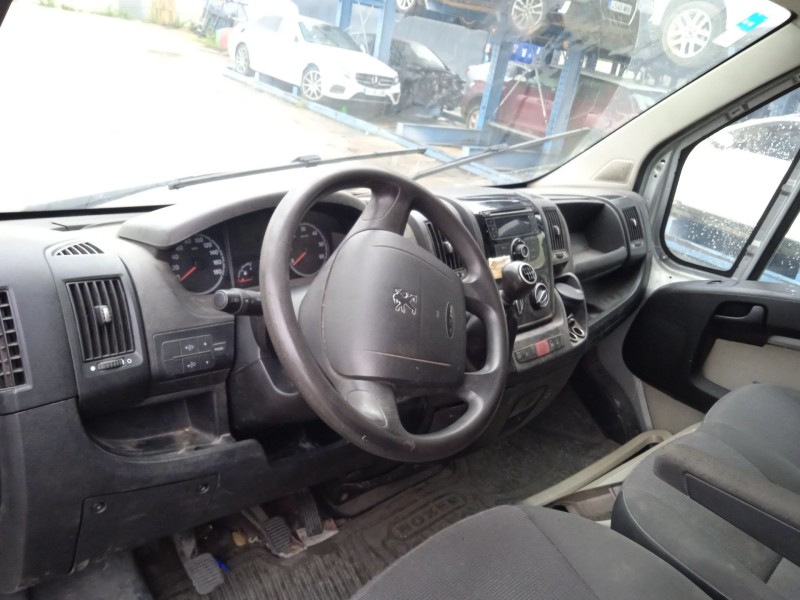 peugeot boxer furgoneta del año 2011