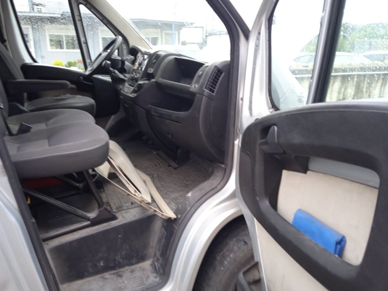 peugeot boxer furgoneta del año 2011