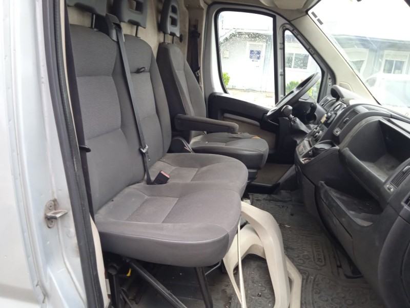 peugeot boxer furgoneta del año 2011