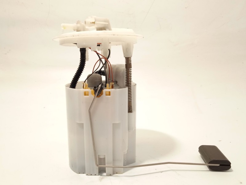 Recambio de bomba combustible para renault scénic iii (jz0/1_) 1.2 tce referencia OEM IAM 172021706R  0580200148